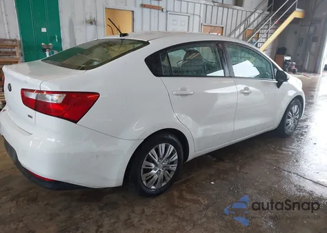 2016 Kia Rio Lx z USA, uszkodzony, nr VIN KNADM4A37G6562259